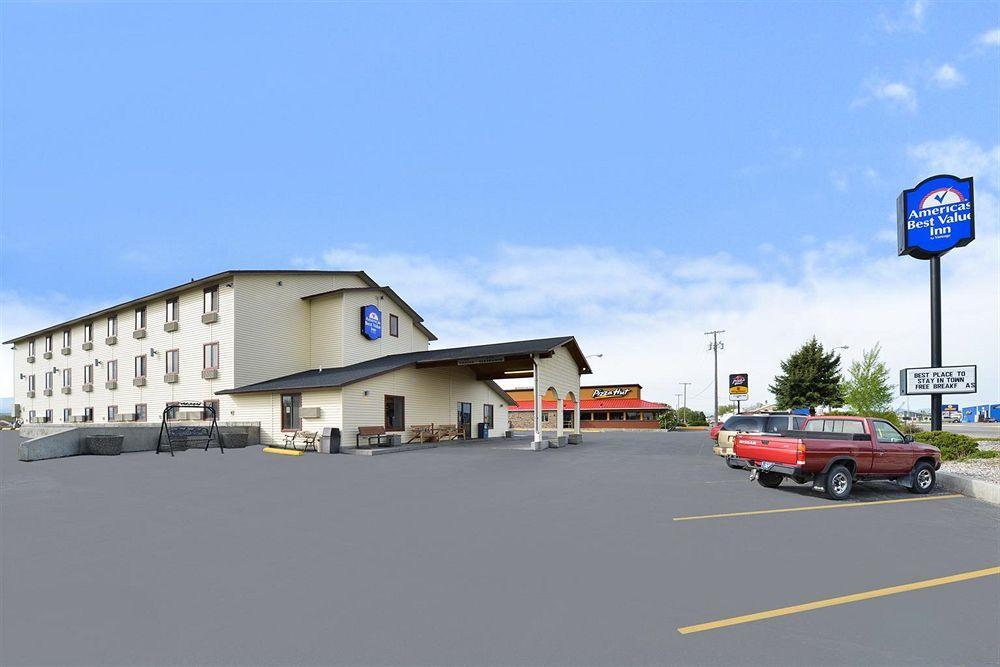 Super 8 By Wyndham Dillon Motell Exteriör bild